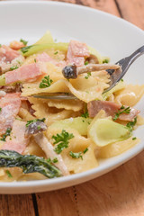 クリームパスタ