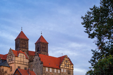 Fototapeta premium Schloss in Quedlinburg am Abend