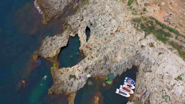 Aerial view of amazing cliffs in sunny day - Old Head of Kinsale, Ireland Krym