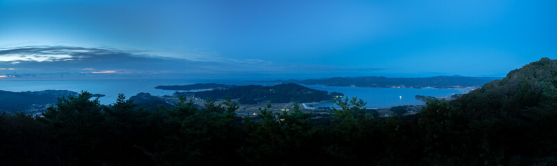 岩手県陸前高田市　夜明け前の陸前高田の町並み