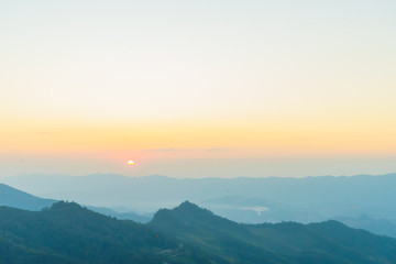 Obraz premium sunset in the mountains