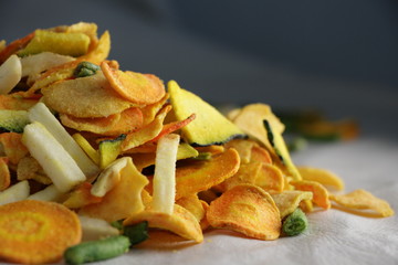 Obraz na płótnie Canvas Chips de verduras