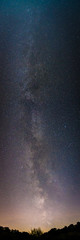 Galaxie Milchstraße am Himmel bei Nacht - Panorama