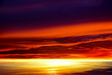 Fototapeta na wymiar Beautiful sunset of the Sun. Bright sky. Cloud landscape background.