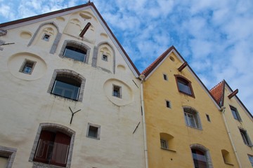 Fototapeta na wymiar Three merchant houses in Tallinn Old Town, Estonia