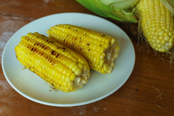corns in a white plate