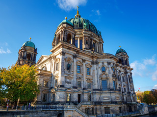 Fototapeta na wymiar Berlin Cathedral with blue sky background