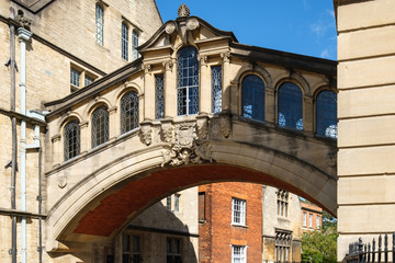 Fototapeta na wymiar The Bridge of Sighs at the city of Oxford in England