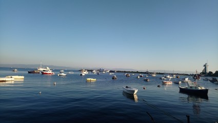 Fototapeta na wymiar istanbul boats and fishing boats