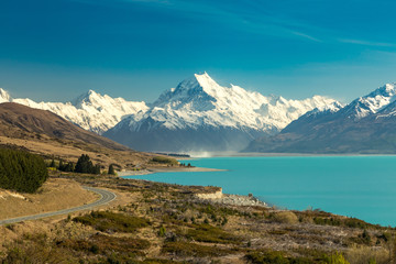 Obraz premium Mount Cook and Lake Pukaki