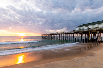 Fototapeta premium Świt na molo