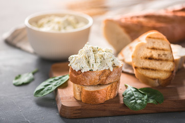 Sandwiches with fresh cottage cheese