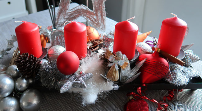 adventliche oder weihnachtsdekoration