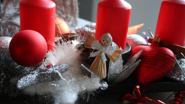adventliche oder weihnachtsdekoration