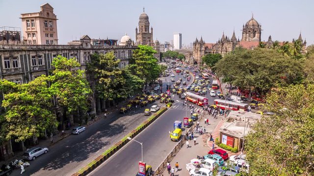 Busy traffic in front of Chhatrapati Shivaji Maharaj Terminus time lapse
