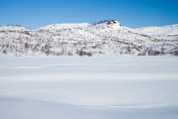 Fototapeta na wymiar beautiful sunny winter day in sweden