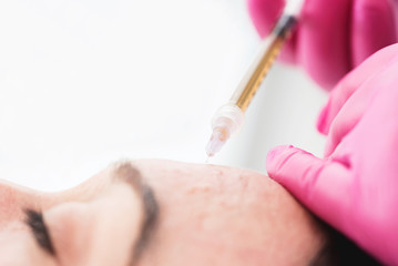 Mesotherapy technique that uses injections