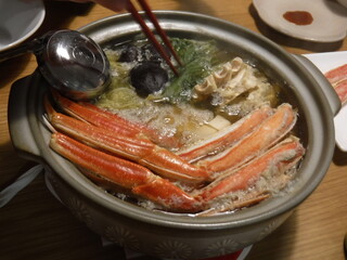 カニ鍋  - Hot pot