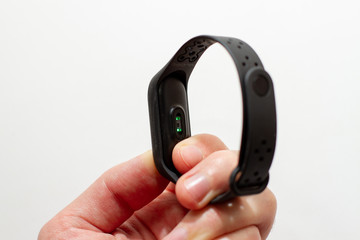 A fitness bracelet with heart rate sensor