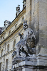 Fototapeta na wymiar Sculpture on the street of Paris. France.