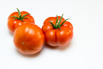 Tomate asurcado para ensalada