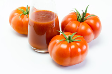 zumo de tomate