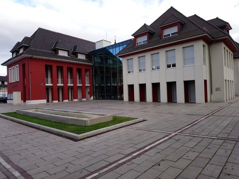 Mairie de Wittelsheim, r&eacute;gion mulhousienne (Alsace, Haut-Rhin, France)