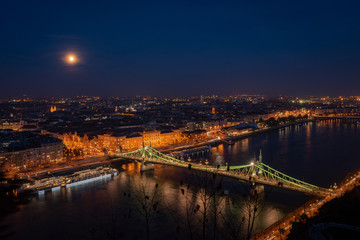 Fototapeta na wymiar Budapest/Hungary nightview