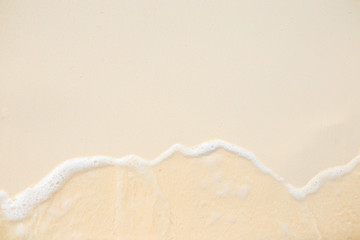 Obraz premium Wave on the sand beach on Phuket, Thailand, Beautiful destination place Asia