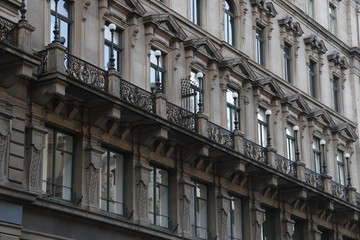 Fototapeta na wymiar Classic building in the downtown of Vienna
