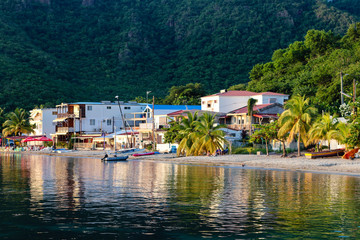 Anse d'arlet en Martinique au couch&eacute; du soleil