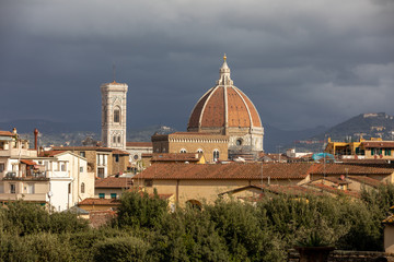 Fototapeta na wymiar Florence in the afternoon. View of the historic center.