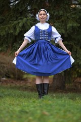 Fototapeta premium costume, dance, dancer, folklore, choreography, celebrate, artist, woman, culture, classic, dress, folk, person, portrait, attractive, caucasian, celebration, background, beautiful, ethnic, female, fe