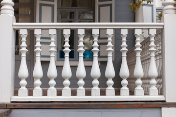 Architectural element on the porch of the baluster.