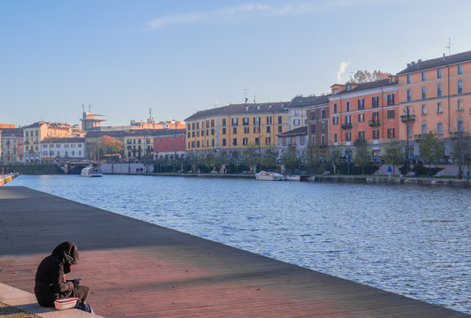 Milan, cold winter Saturday afternoon on the dock