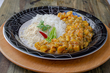 Godó de banana da terra com carne do sertão