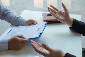 Applying for work, presenting yourself to executives, and applying for business