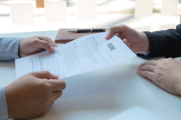 Applying for work, presenting yourself to executives, and applying for business