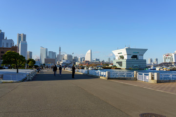 山下公園から見るみなとみらい