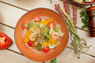 Salad with vegetables