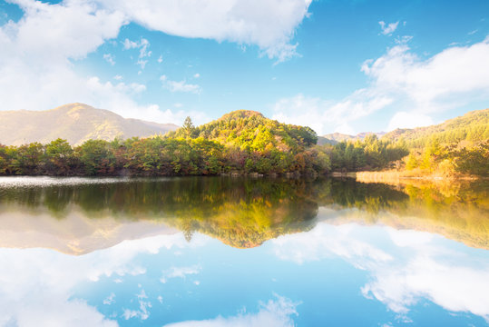 Autumn landscape of cuihu in greenstone valley forest park, benxi, liaoning, China