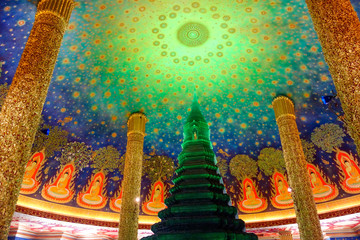 ワット・パークナム