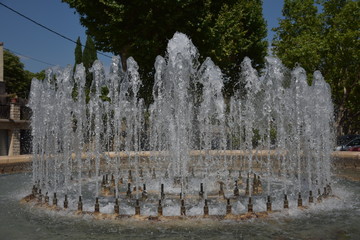 Fontaine du rond point du lycée militaire d'aix en provence ville 'deau ville d'art selon le...