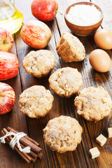 Muffins with apple