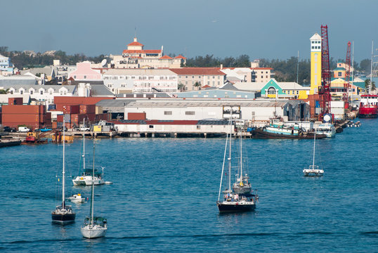 Nassau Harbour Yachts And The Downtown