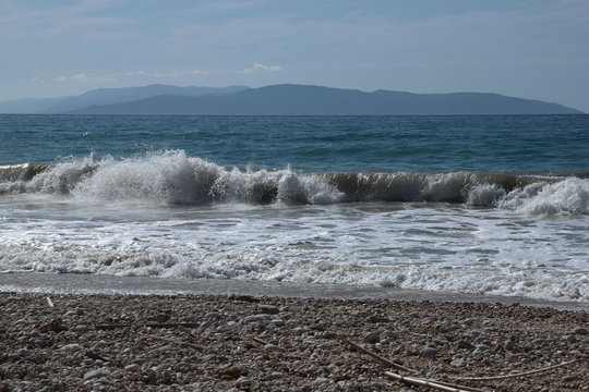 K&uuml;ste von Kefalonia mit Blick auf andere ionische Inseln, Griechenland
