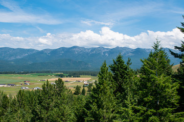 Fototapeta na wymiar Montana Mission Valley
