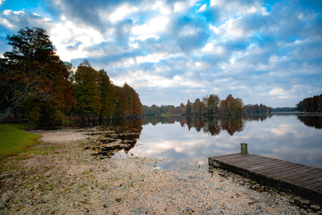 nulo sky and trees from the dock 