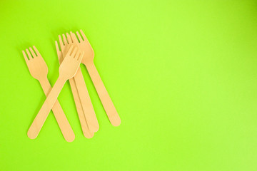 cutlery craft set wooden (eco friendly forks, plates, biodegradable materials) food containers eco packaging, concept. food background. copy space