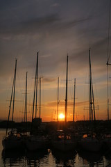 Coucher de soleil sur bateaux C&ocirc;te d'Azur